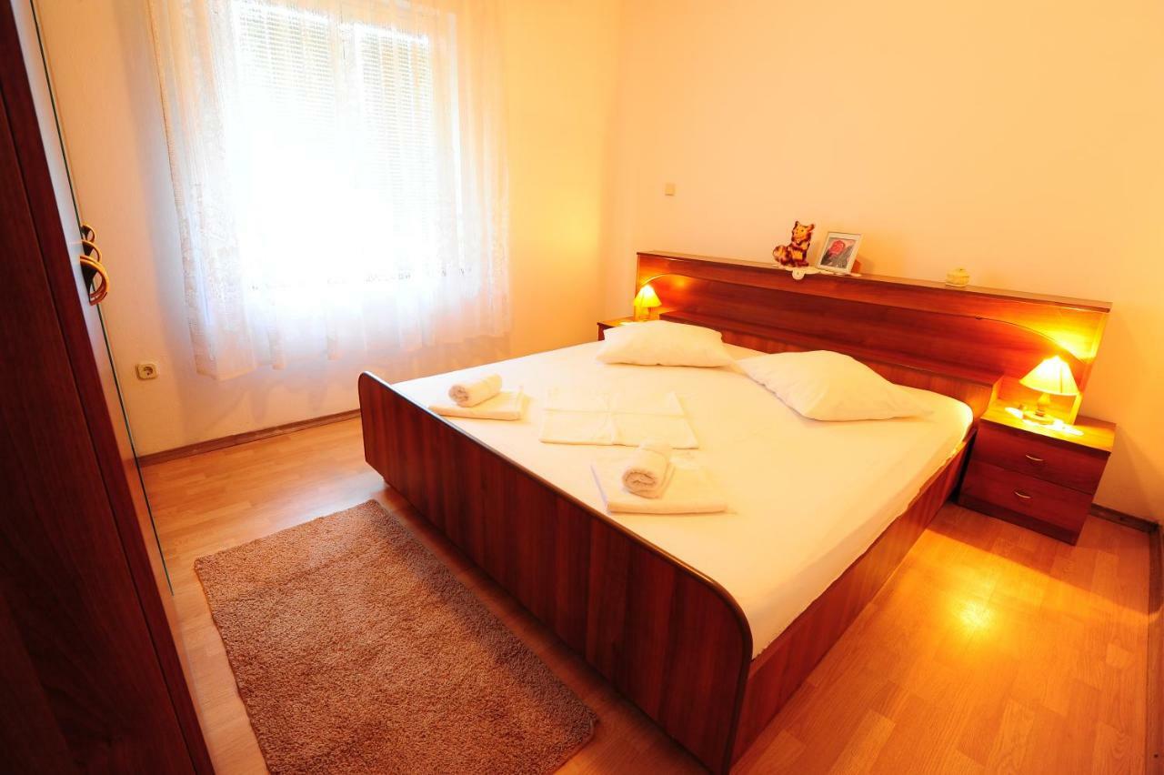 Apartmani Margeta Ραμπ Εξωτερικό φωτογραφία